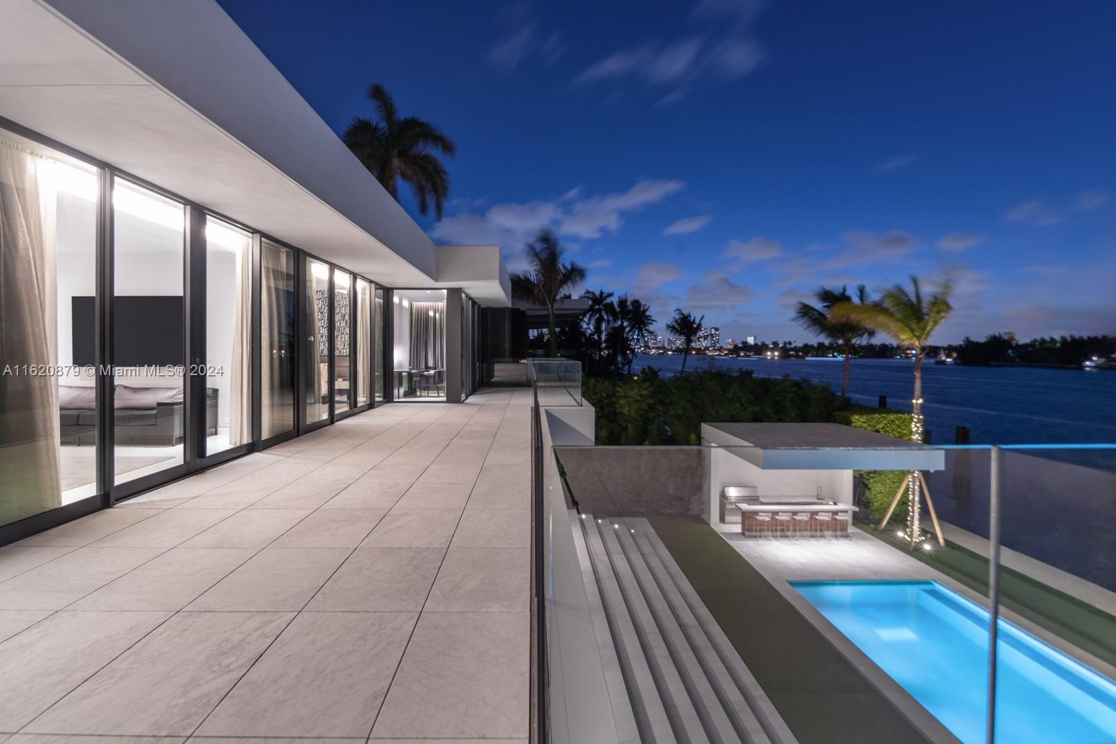 HIBISCUS ISLAND - Residential