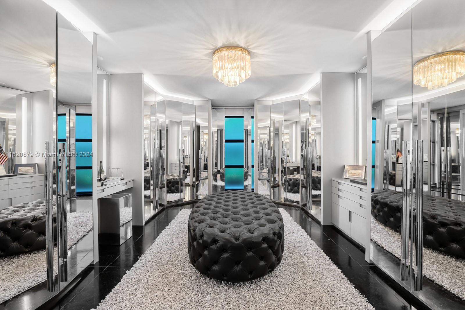 HIBISCUS ISLAND - Residential