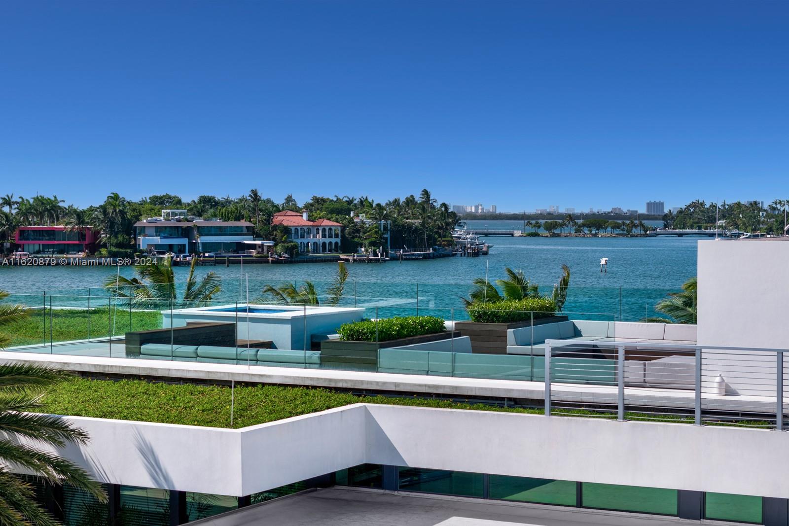 HIBISCUS ISLAND - Residential