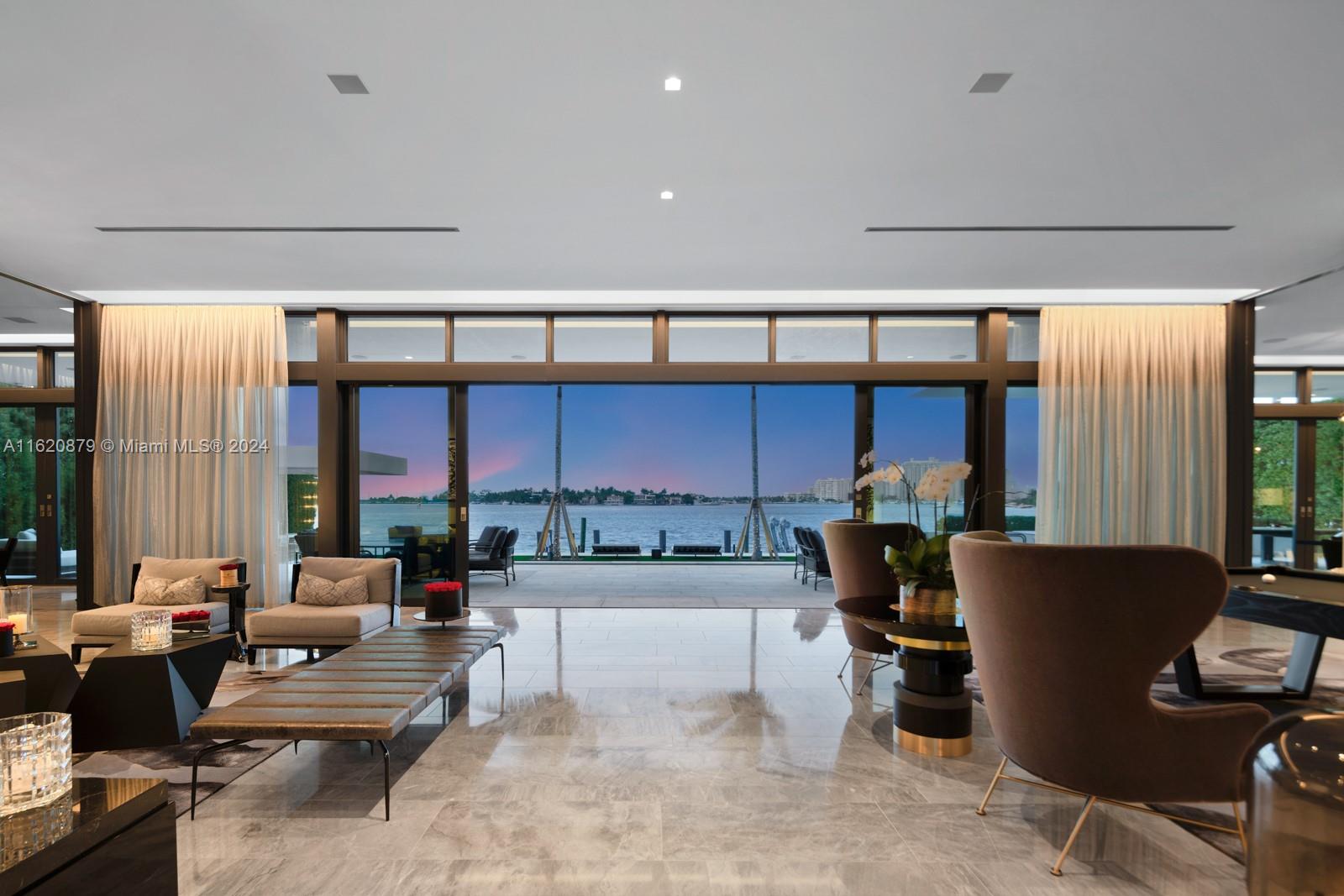 HIBISCUS ISLAND - Residential