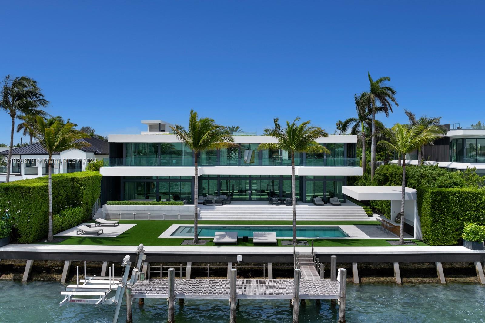 HIBISCUS ISLAND - Residential