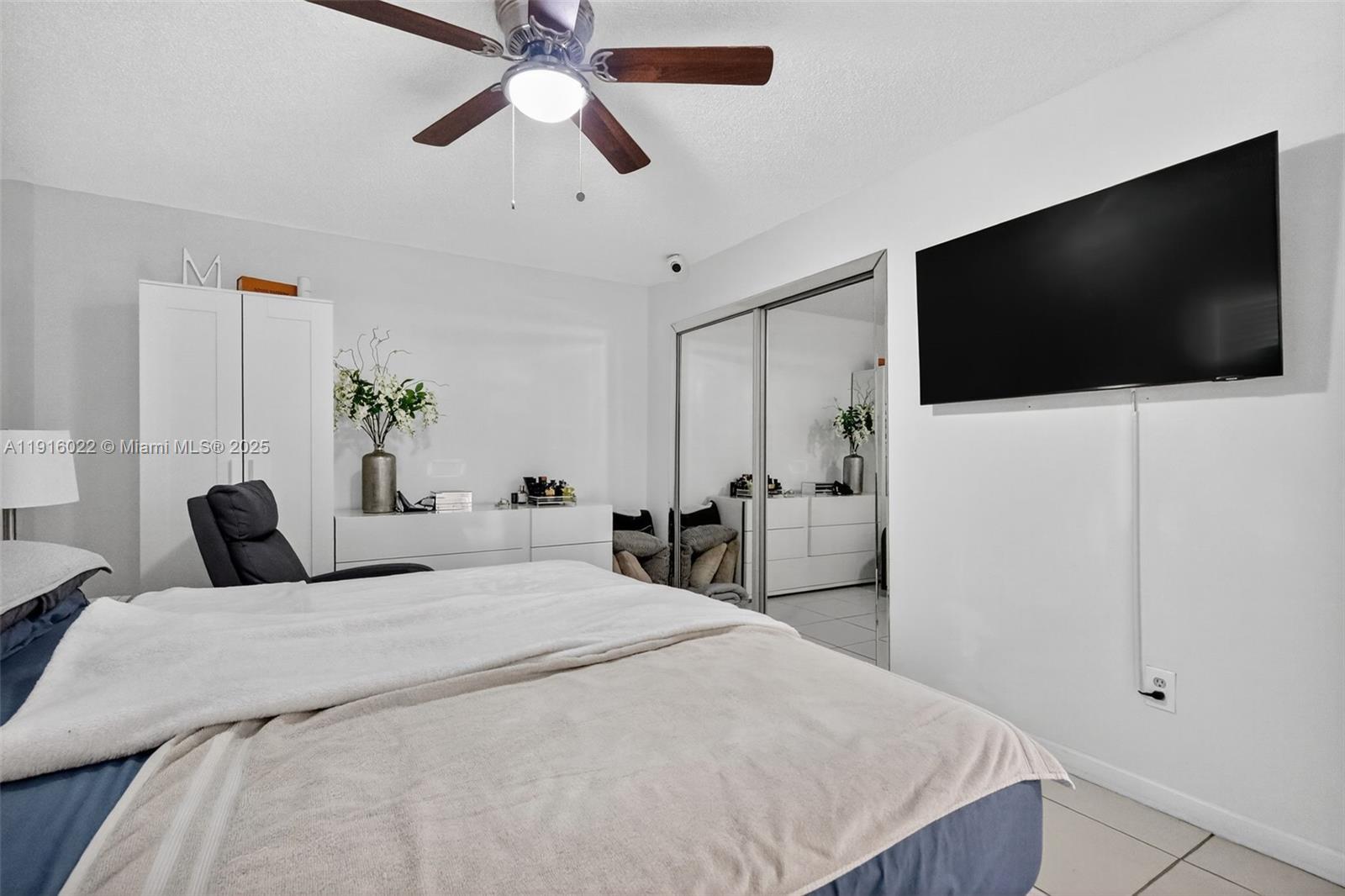 LAKES OF ACADIA UNIT 6 - Residential