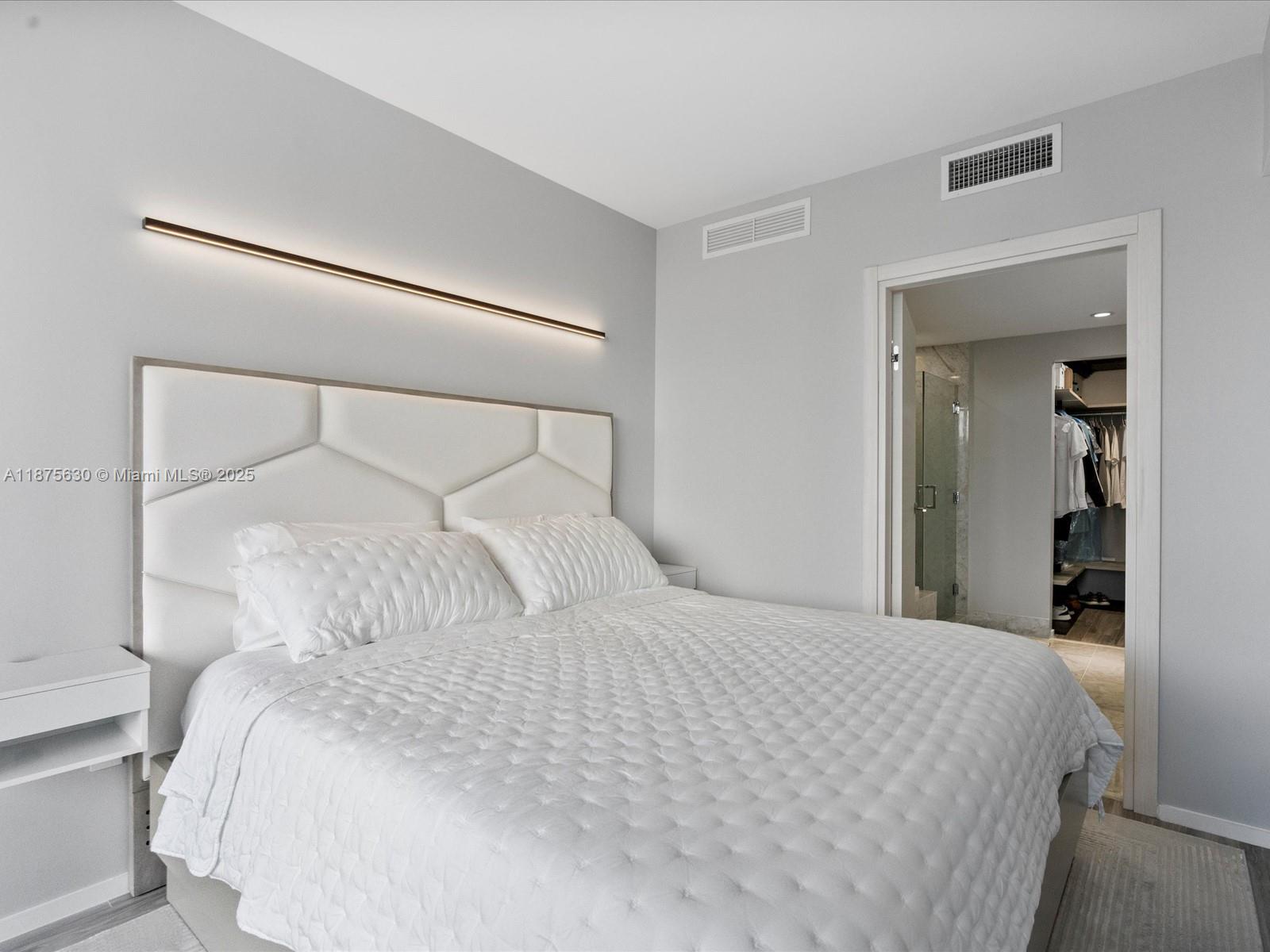 801 SMA RESIDENCES CONDO - Residential