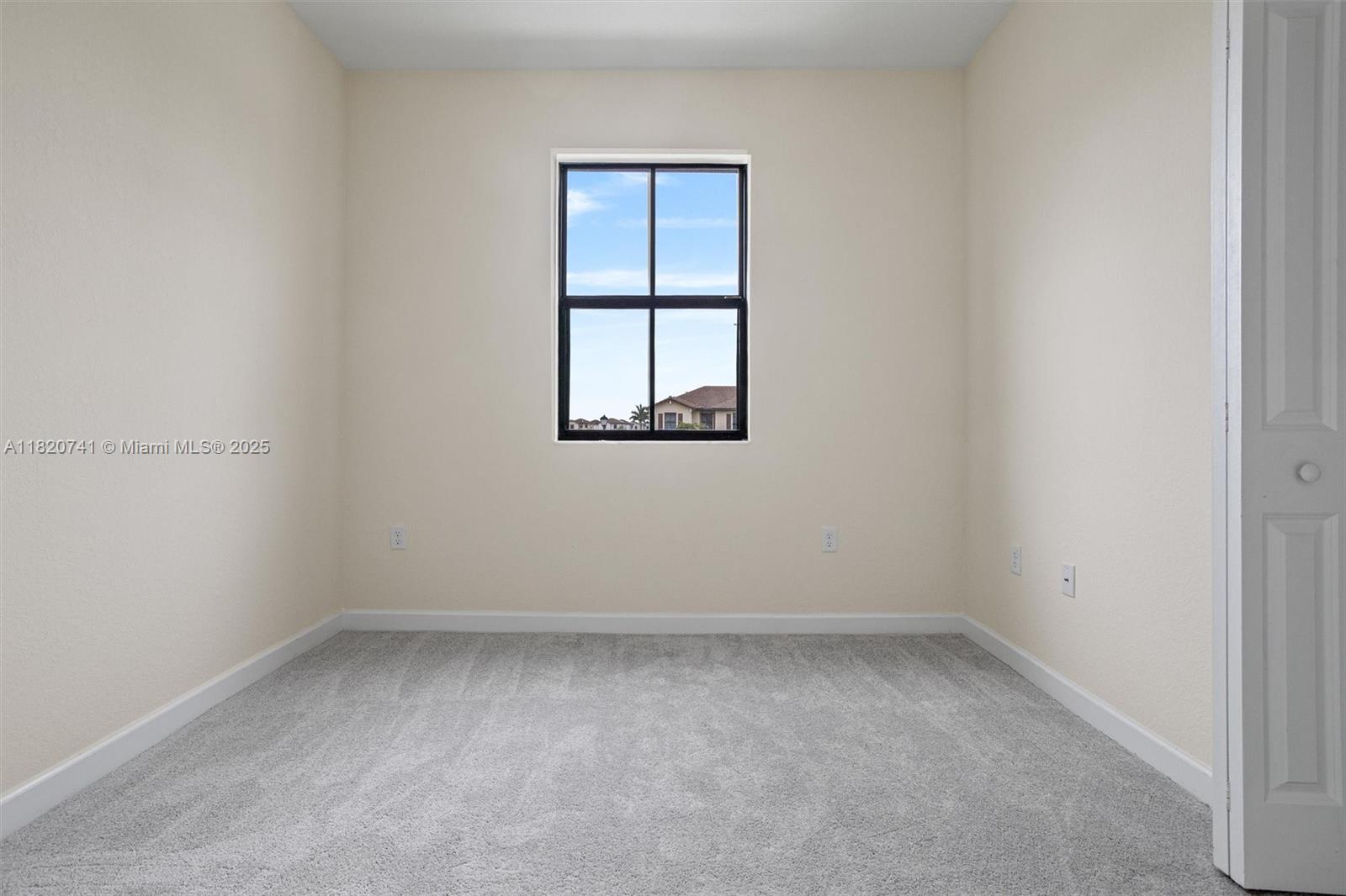 AQUABELLA NORTH - Residential