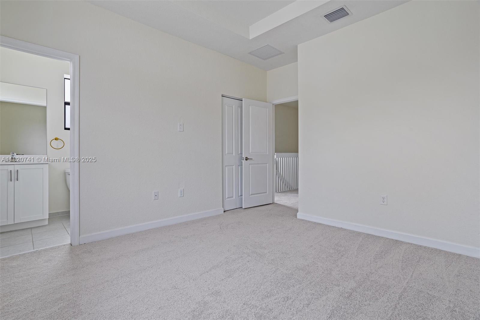 AQUABELLA NORTH - Residential