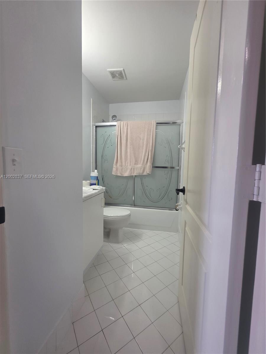 BONITA VILLAS CONDO - Residential Lease