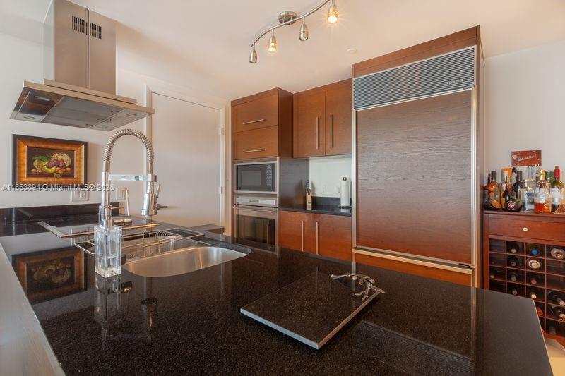 ICON BRICKELL NO TWO - Residential Lease