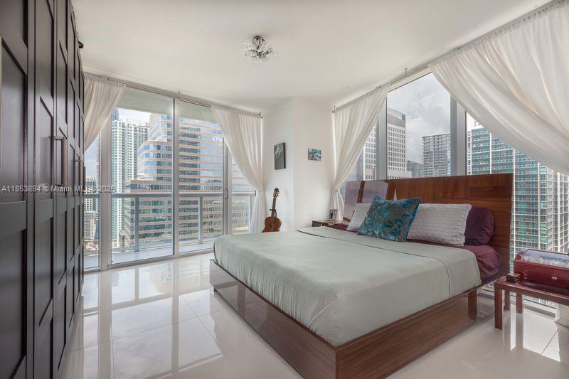 ICON BRICKELL NO TWO - Residential Lease