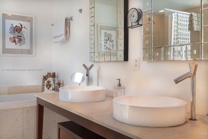 ICON BRICKELL NO TWO - Residential Lease