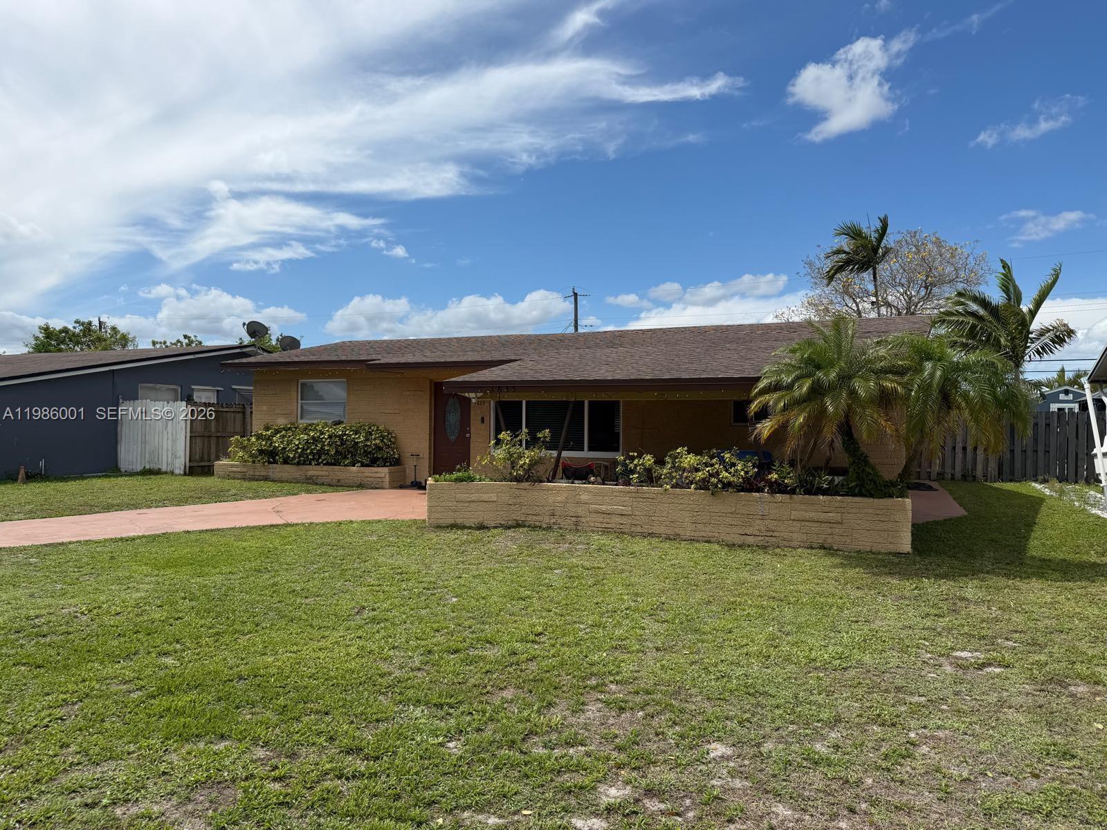 FLORAL HEIGHTS 1ST ADD - Residential