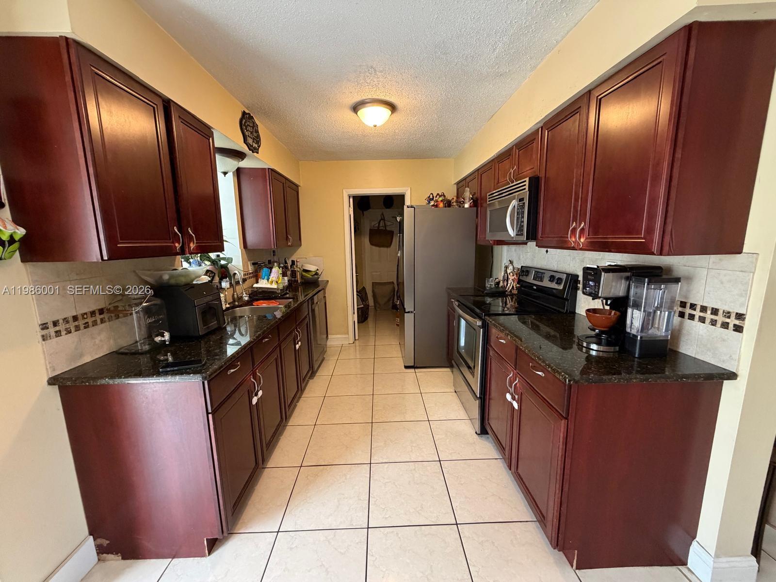 FLORAL HEIGHTS 1ST ADD - Residential