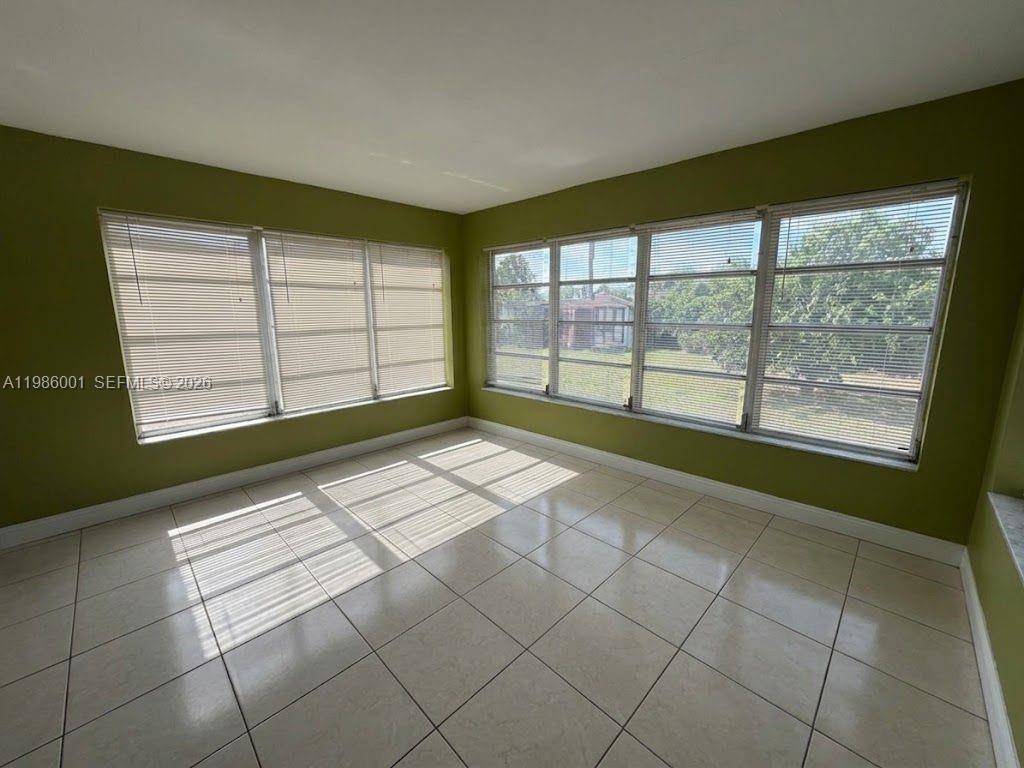 FLORAL HEIGHTS 1ST ADD - Residential