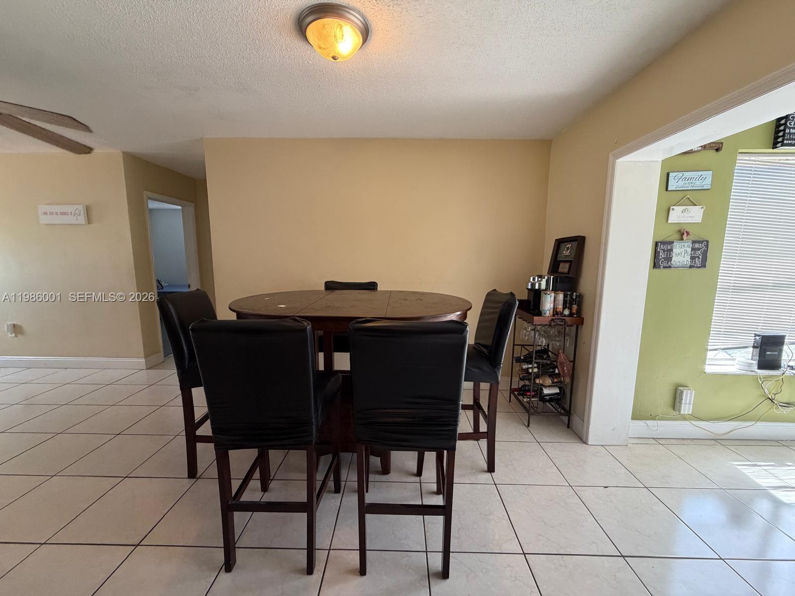 FLORAL HEIGHTS 1ST ADD - Residential