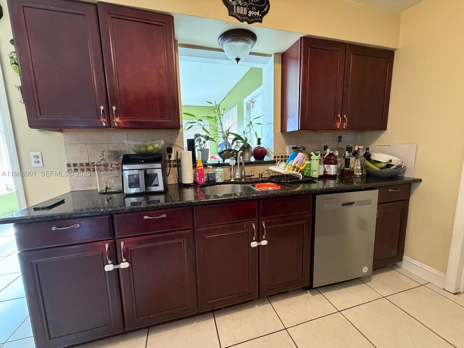 FLORAL HEIGHTS 1ST ADD - Residential