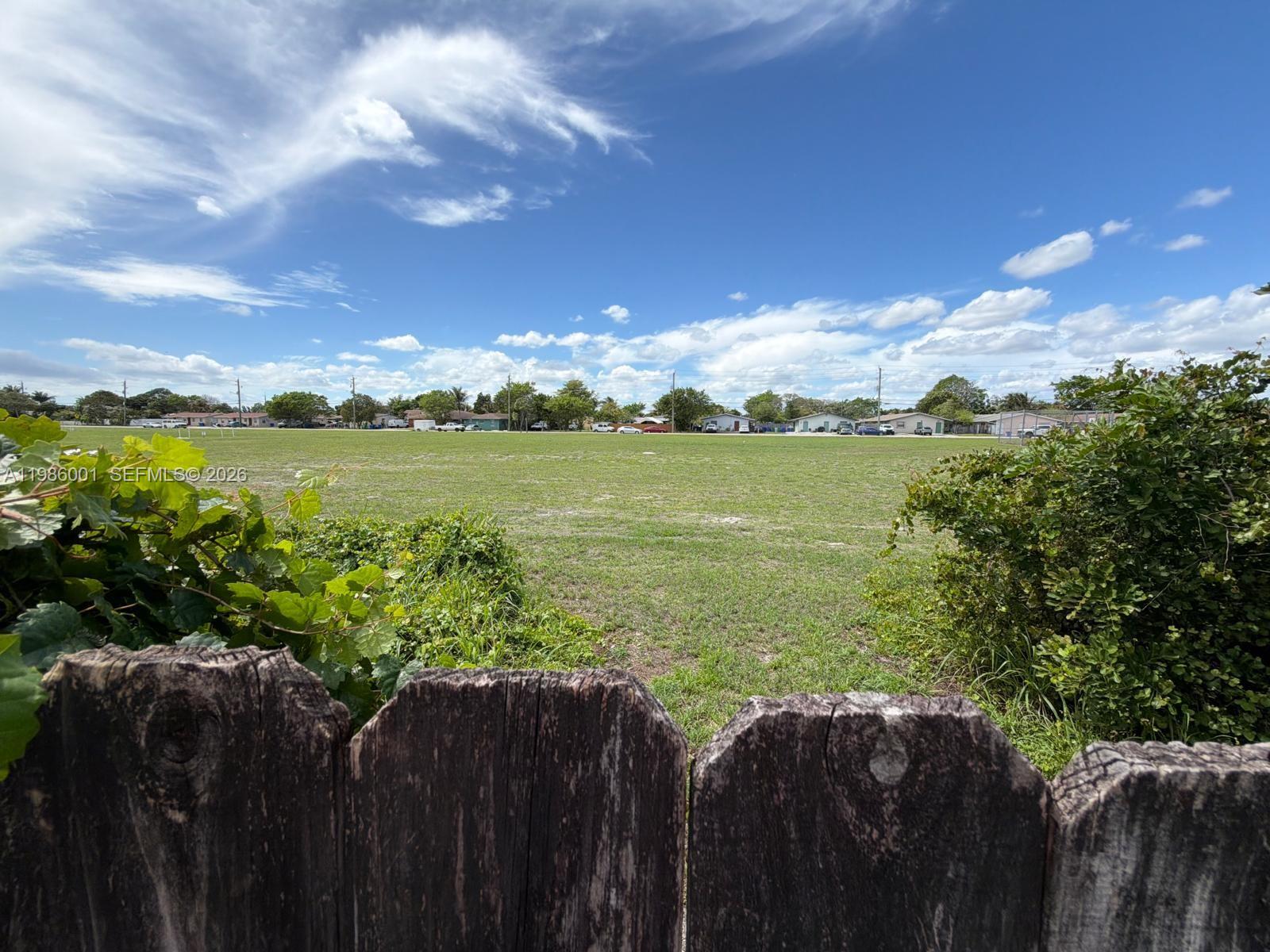 FLORAL HEIGHTS 1ST ADD - Residential