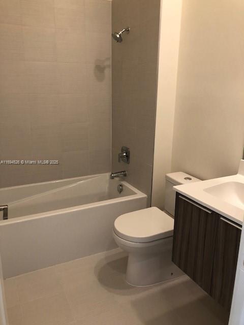 LANDMARK AT DORAL CENTRAL - Residential