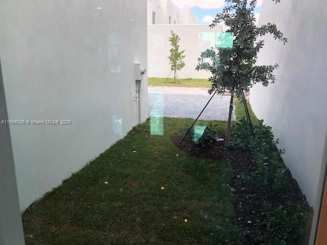 LANDMARK AT DORAL CENTRAL - Residential