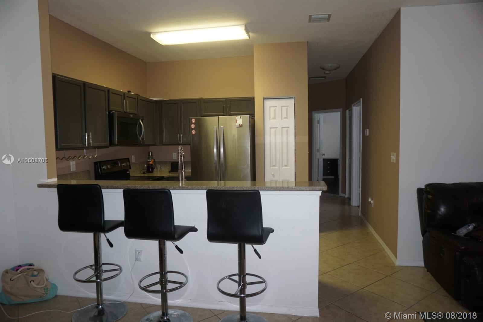 BANYAN BAY CONDO - Residential Lease