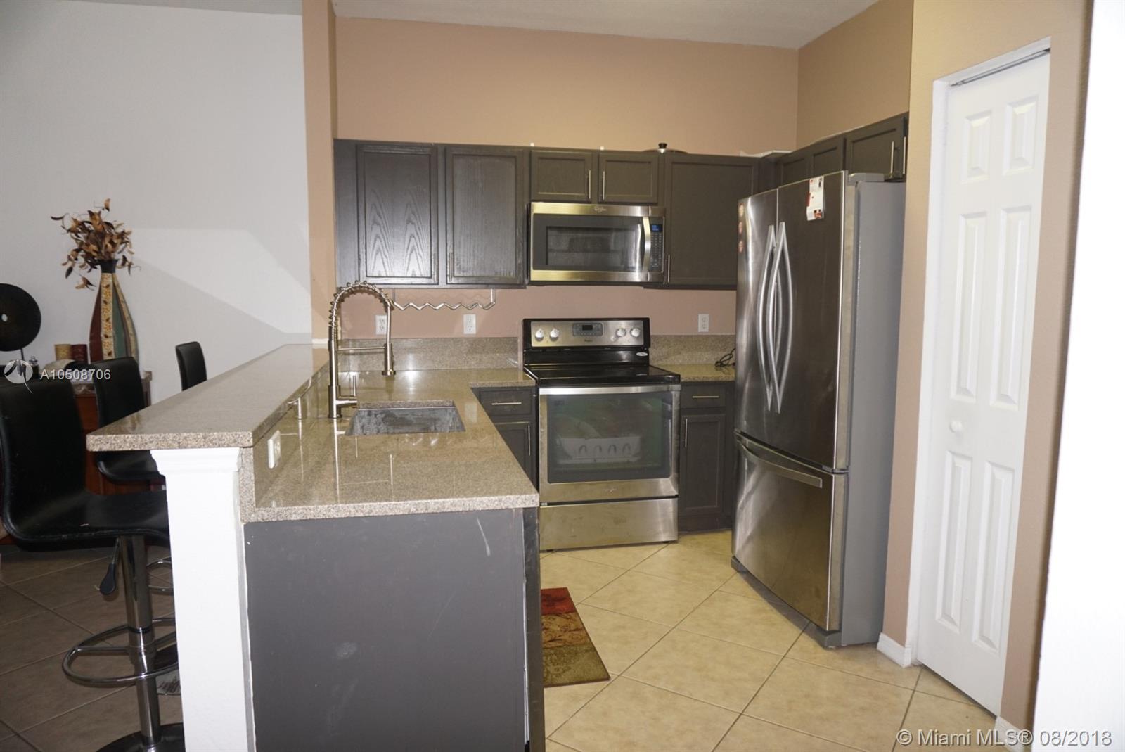 BANYAN BAY CONDO - Residential Lease