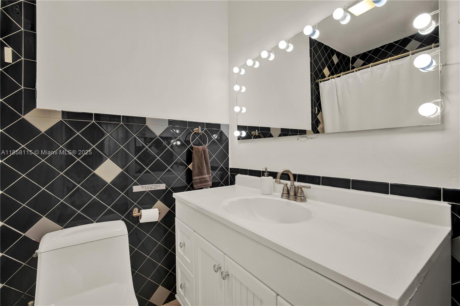 GOLDEN SHORES OCEAN BLVD - Residential Lease