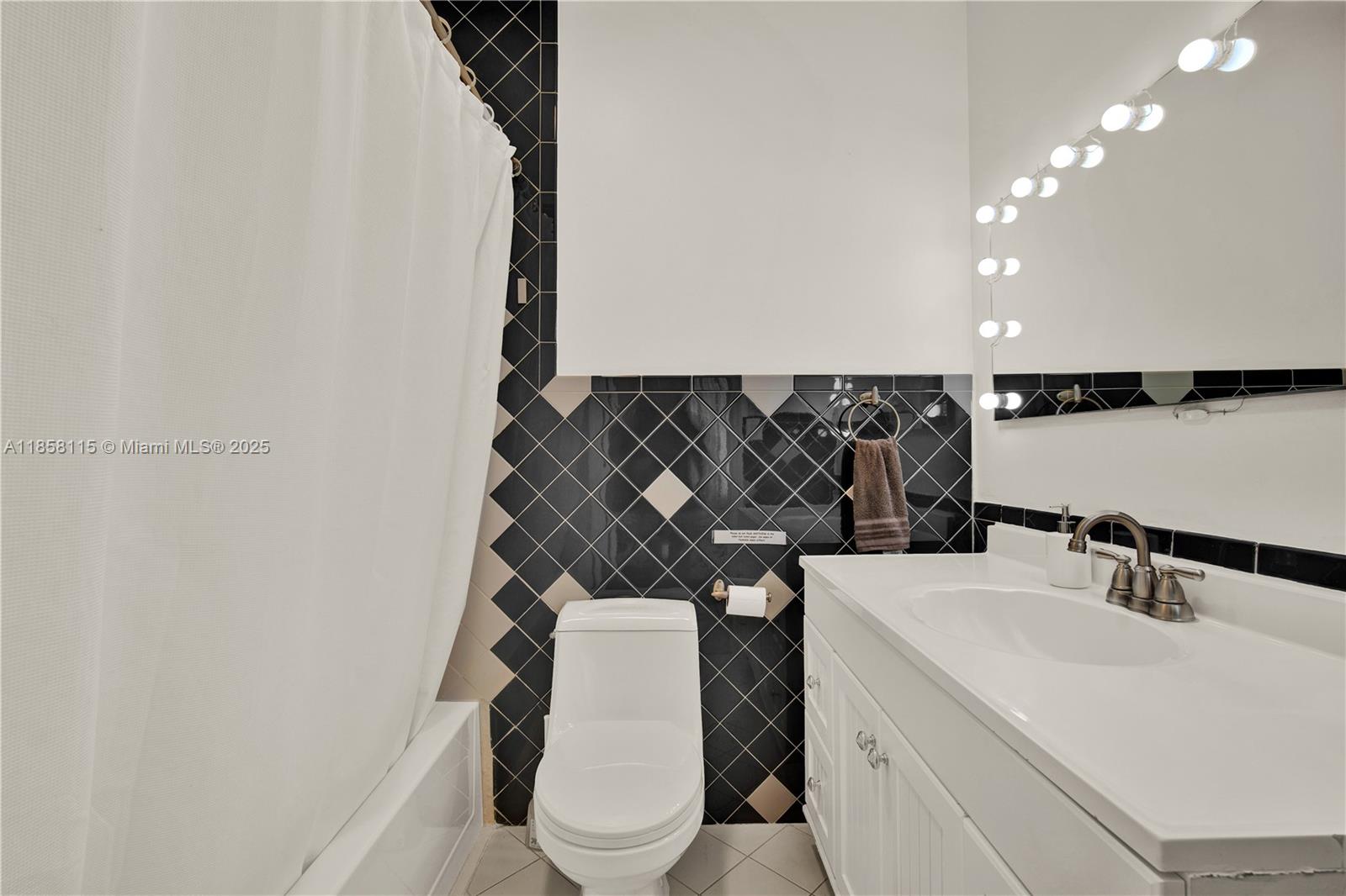 GOLDEN SHORES OCEAN BLVD - Residential Lease