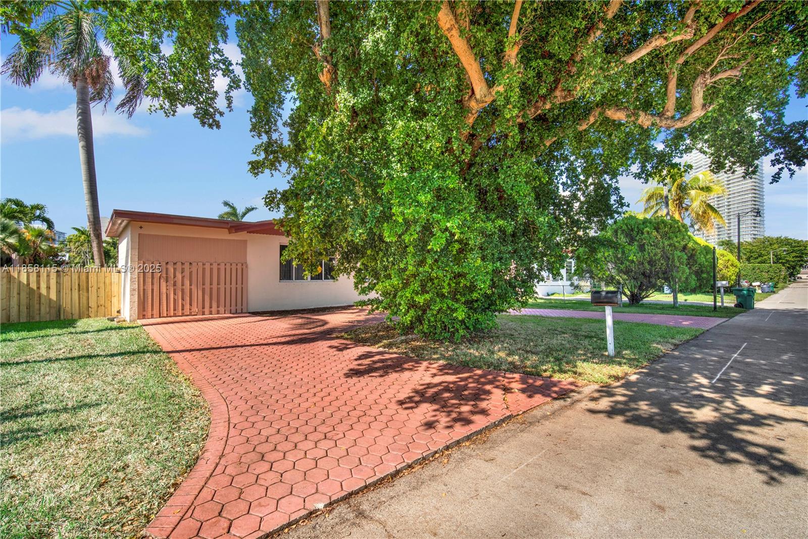 GOLDEN SHORES OCEAN BLVD - Residential Lease