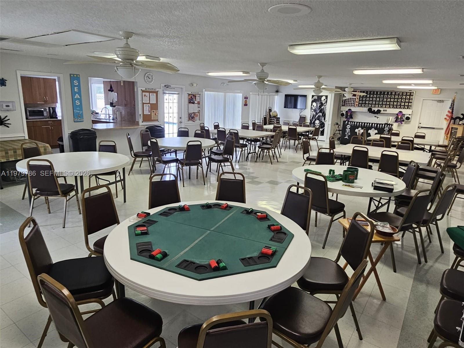 THE FOUNTAINS OF ST LUCIE - Residential Lease