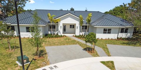 4765 SW 87 Ct 4765 Miami FL 33165