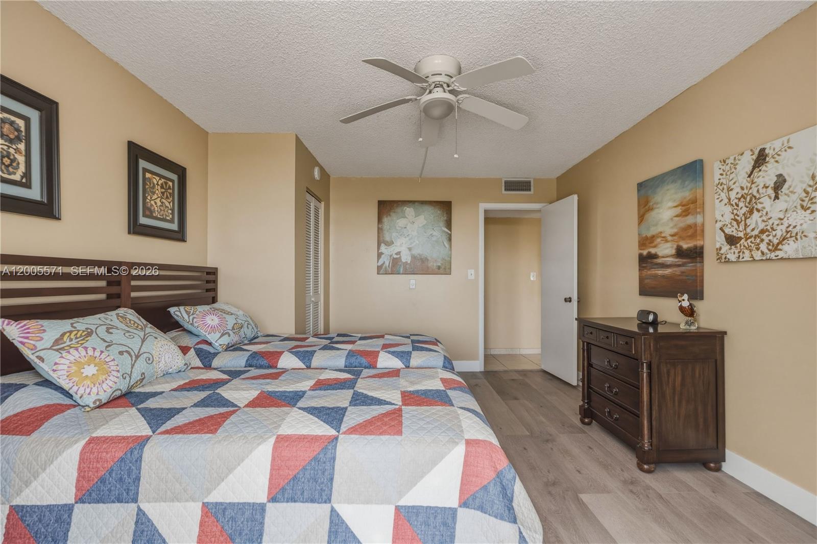 ALLINGTON TOWERS CONDO - Residential Lease