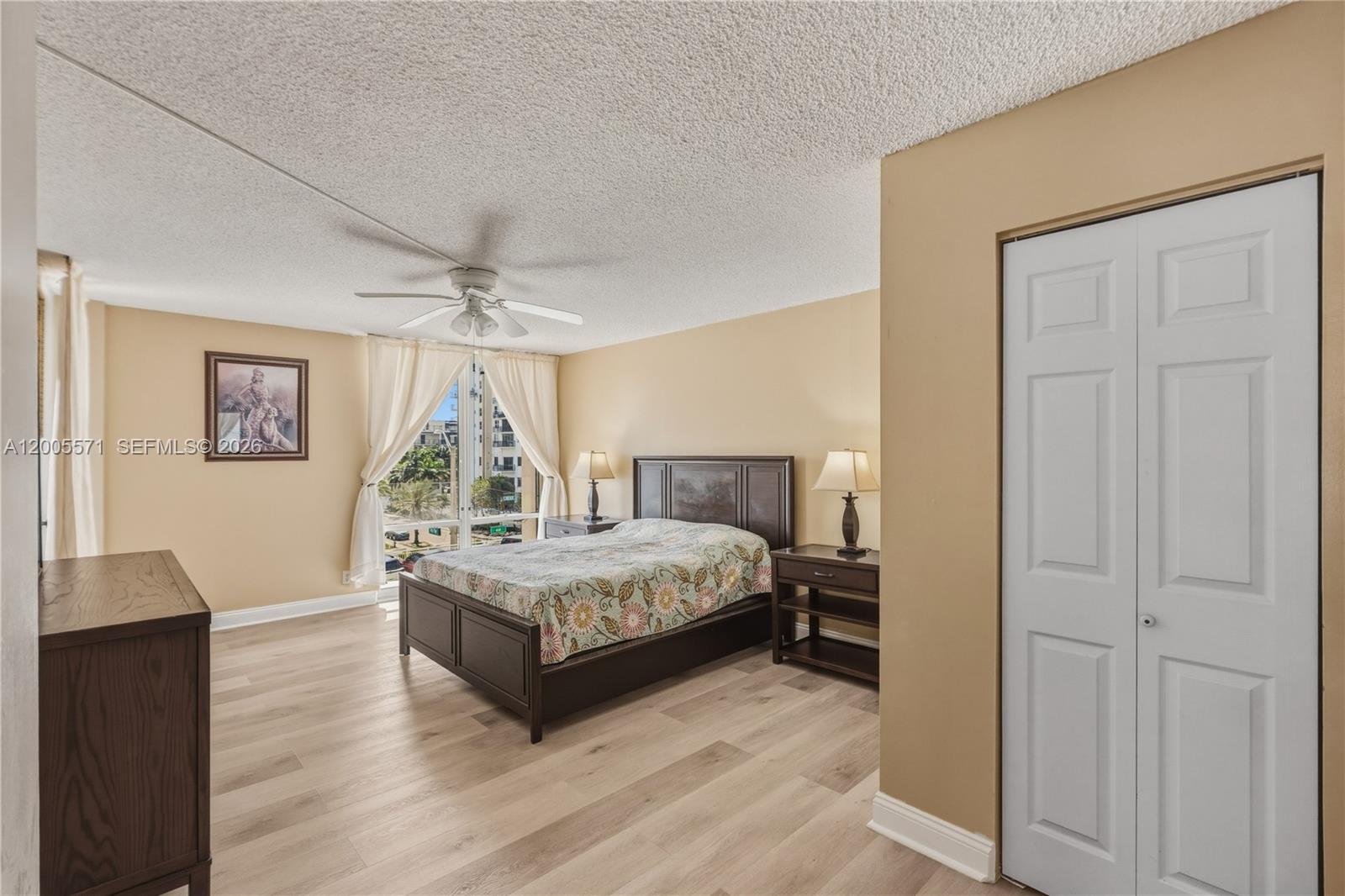 ALLINGTON TOWERS CONDO - Residential Lease