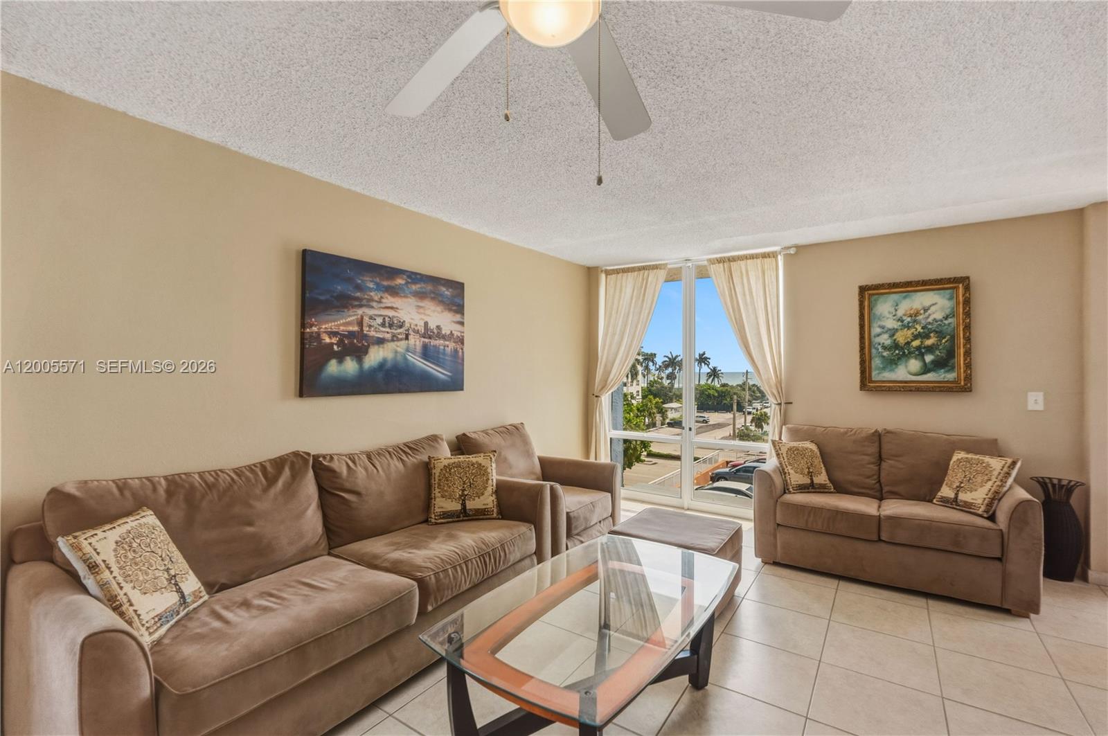 ALLINGTON TOWERS CONDO - Residential Lease