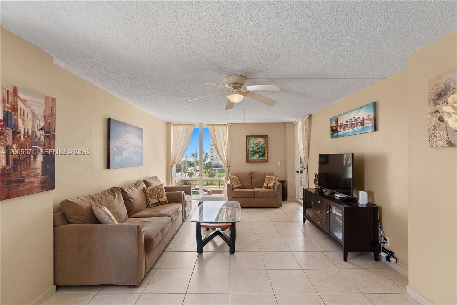 ALLINGTON TOWERS CONDO - Residential Lease
