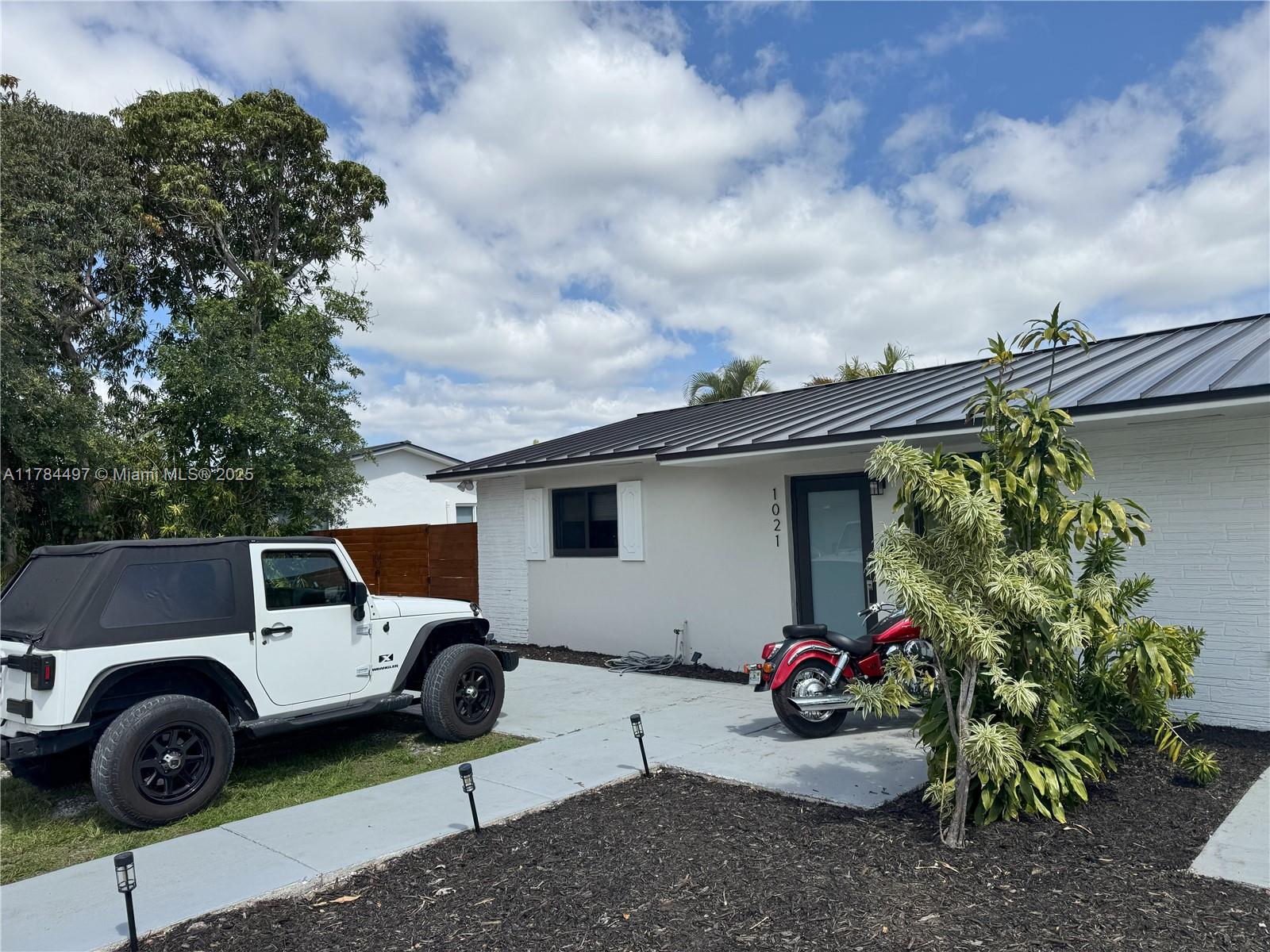WAWRZYNIAK ACRES NORTH - Residential Income