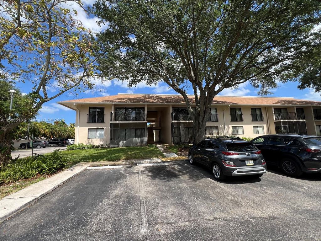 Photo of 5841 Washington St #61, Hollywood, FL 33023 (MLS # A11585513)
