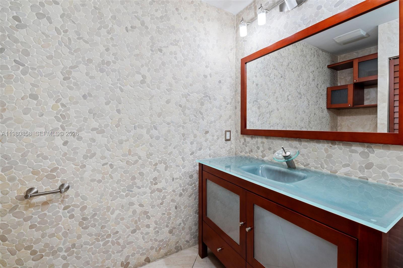 DORAL GREENS - Residential