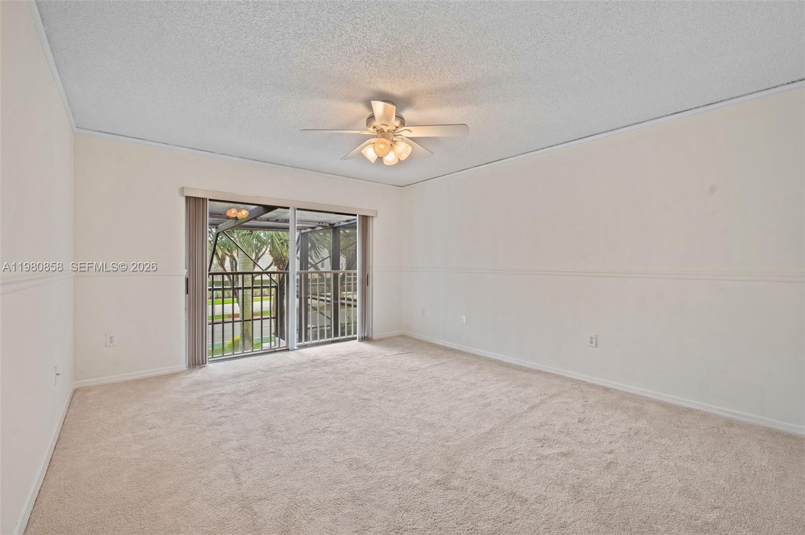 DORAL GREENS - Residential