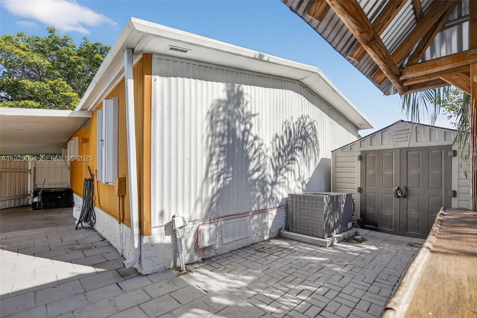 RAVENSWOOD NORTH - Residential