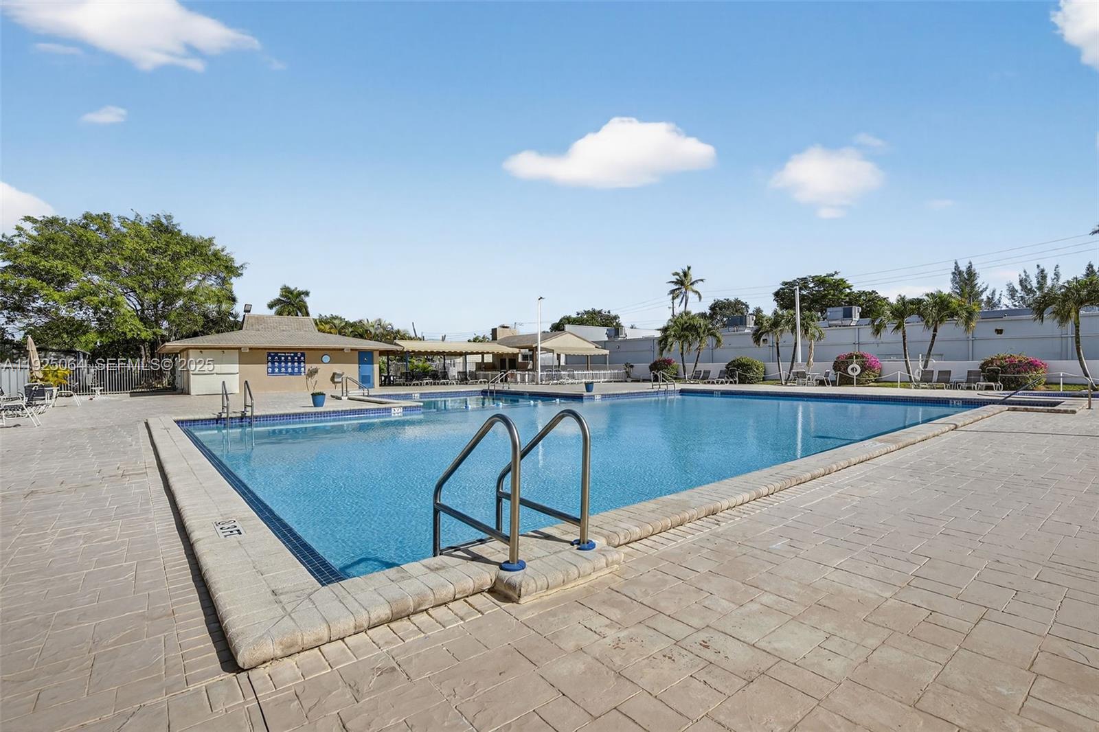 RAVENSWOOD NORTH - Residential