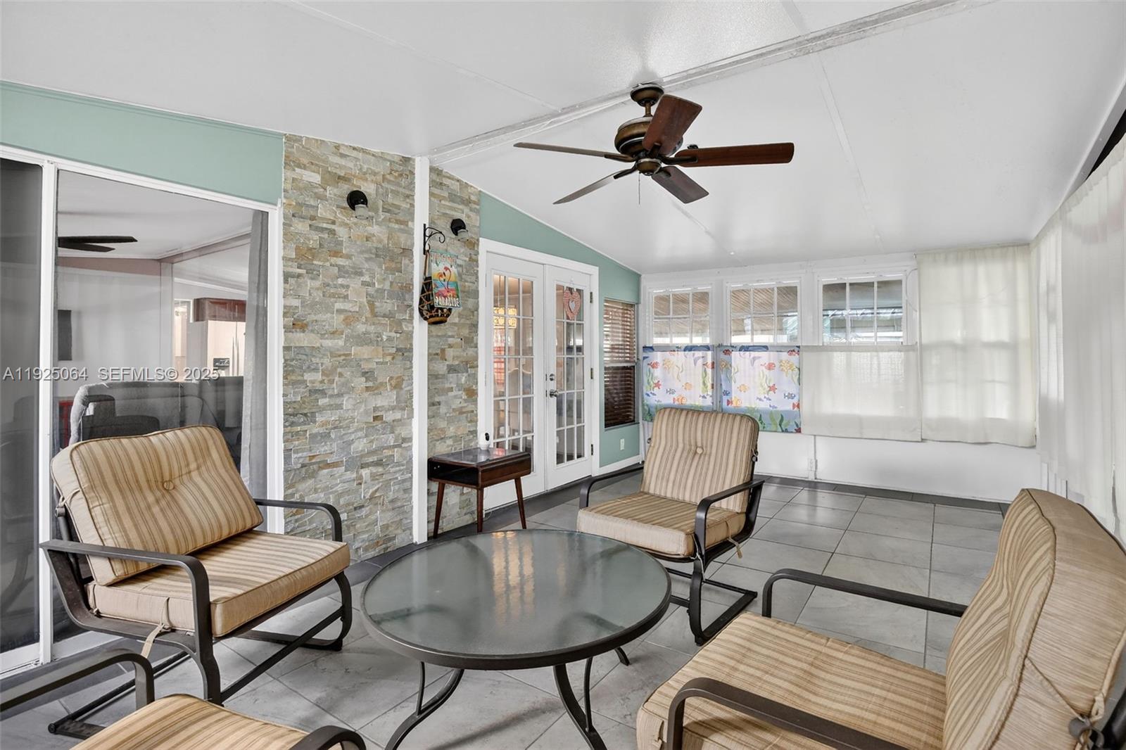 RAVENSWOOD NORTH - Residential