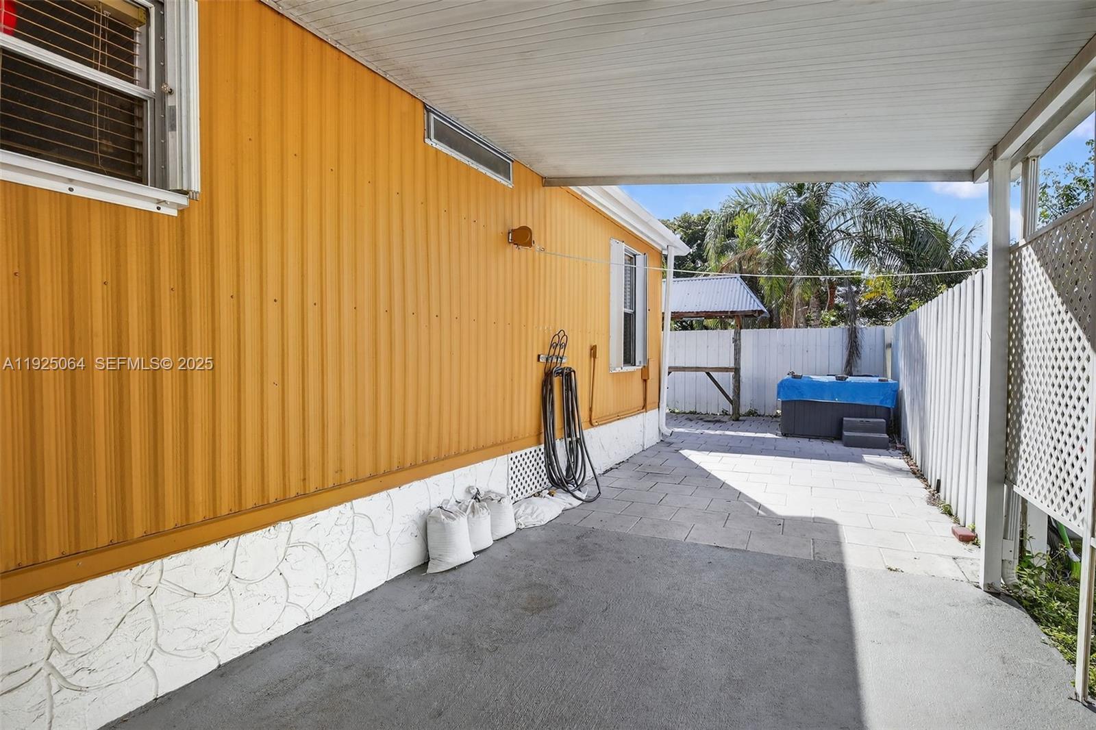 RAVENSWOOD NORTH - Residential