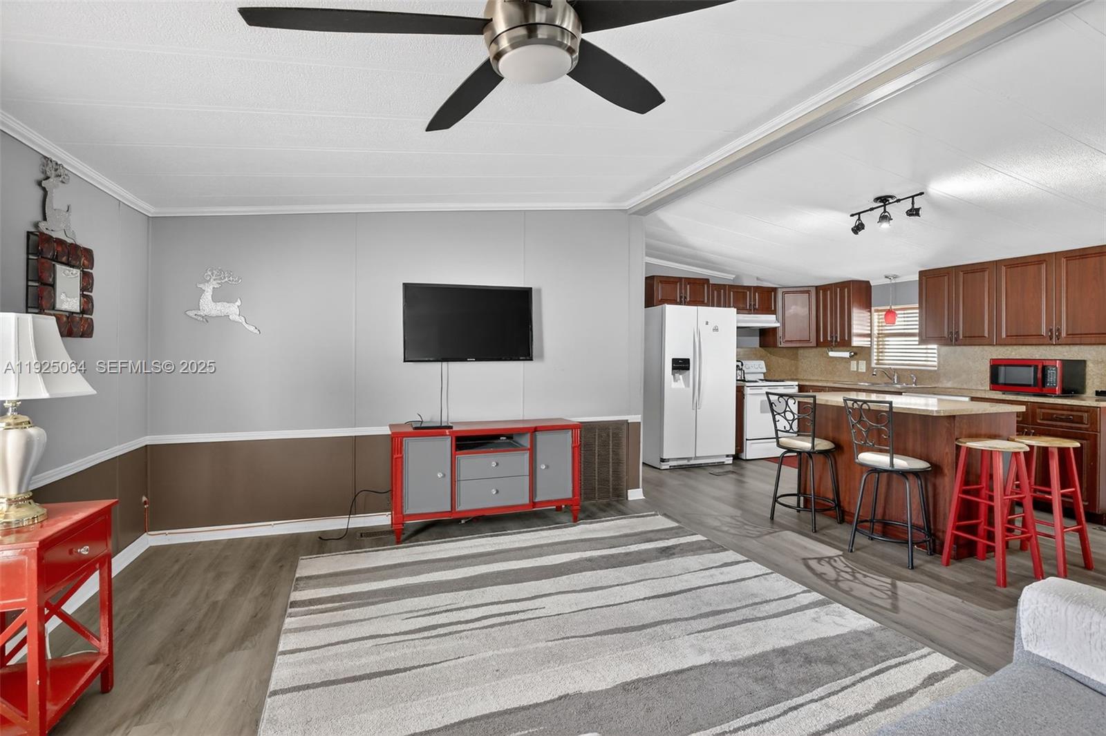 RAVENSWOOD NORTH - Residential