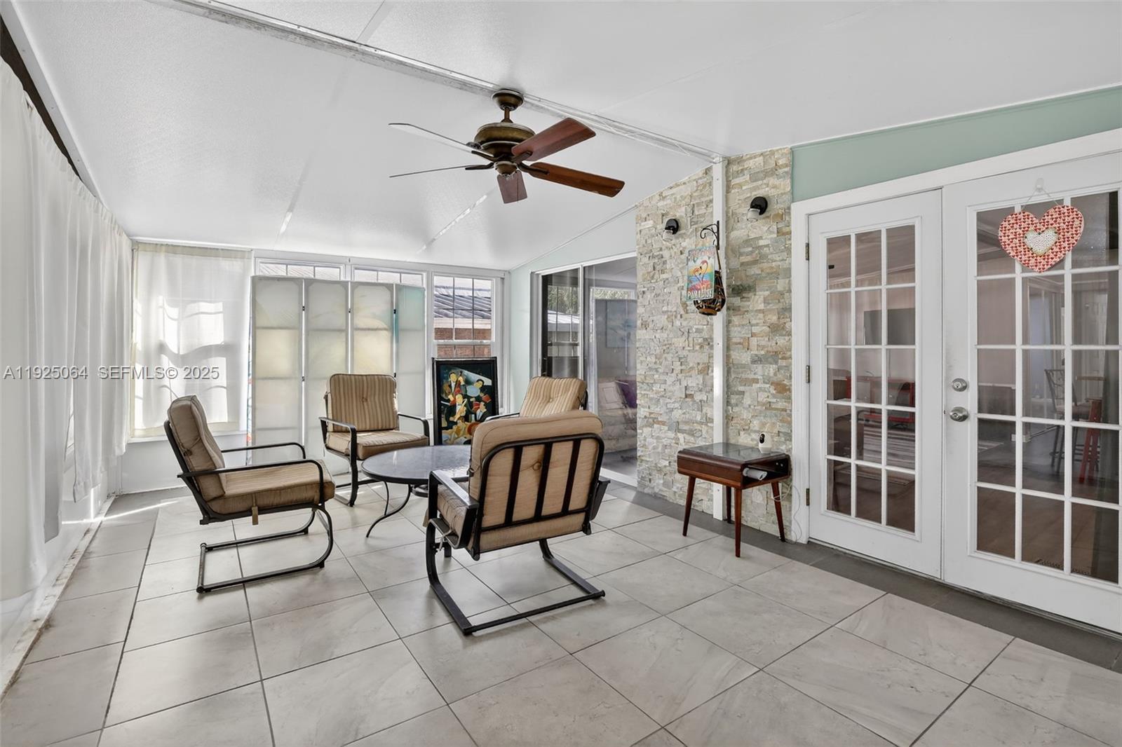 RAVENSWOOD NORTH - Residential