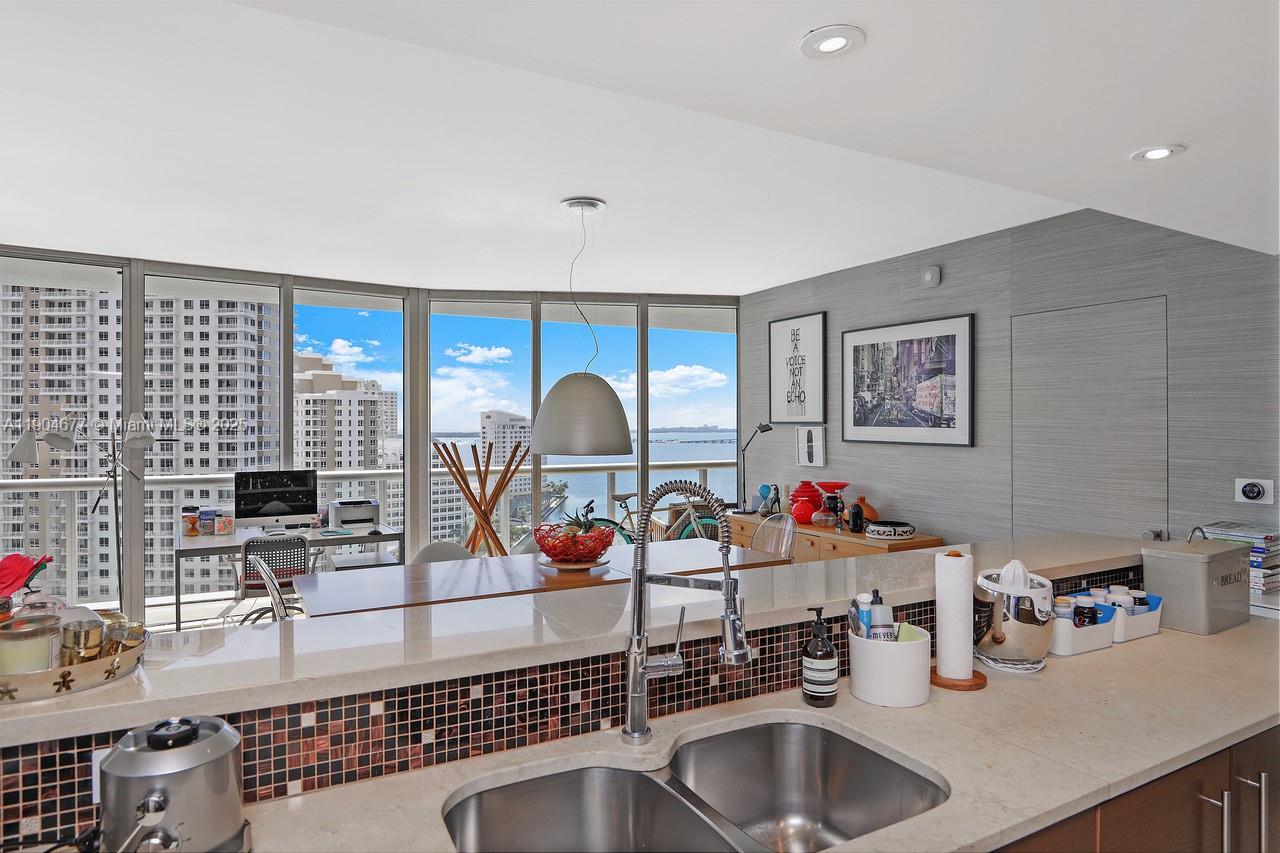 ICON BRICKELL CONDO NO 1 - Residential Lease