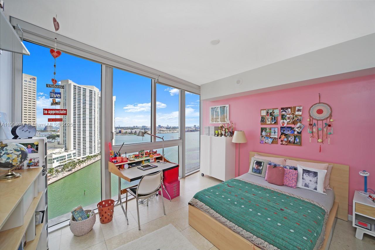 ICON BRICKELL CONDO NO 1 - Residential Lease