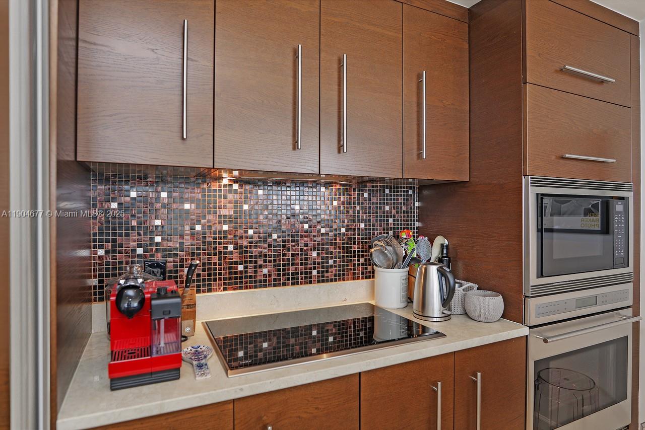 ICON BRICKELL CONDO NO 1 - Residential Lease