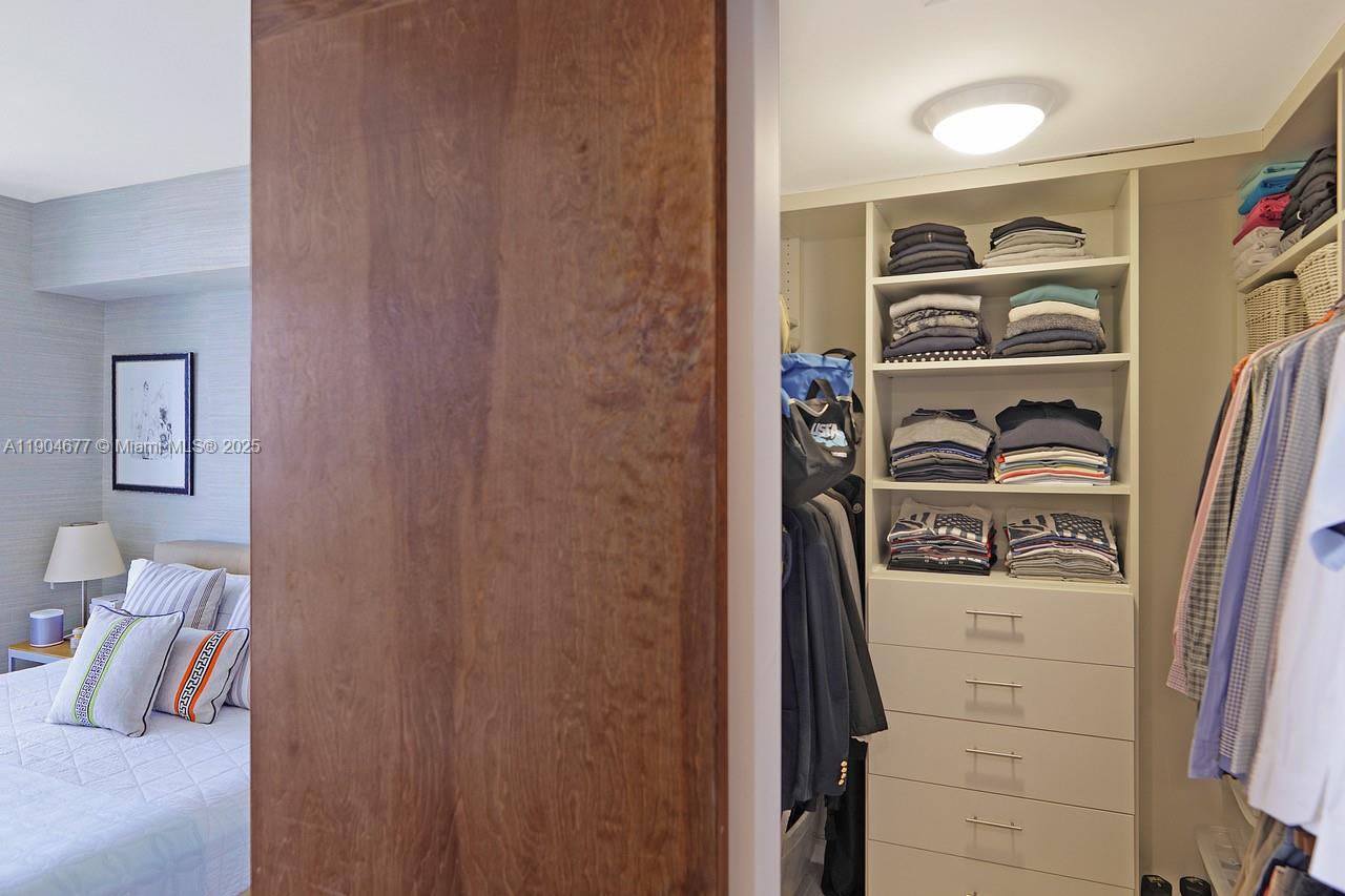 ICON BRICKELL CONDO NO 1 - Residential Lease