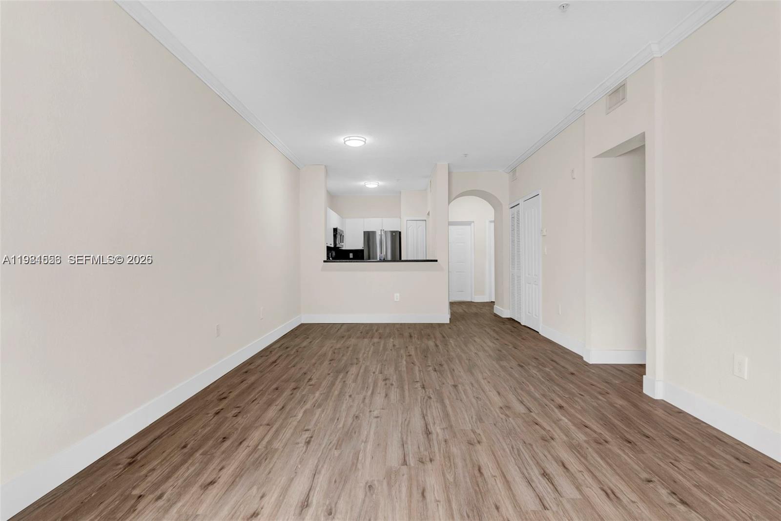 SHOMA HOMES AT COUNTRY CL - Residential Lease