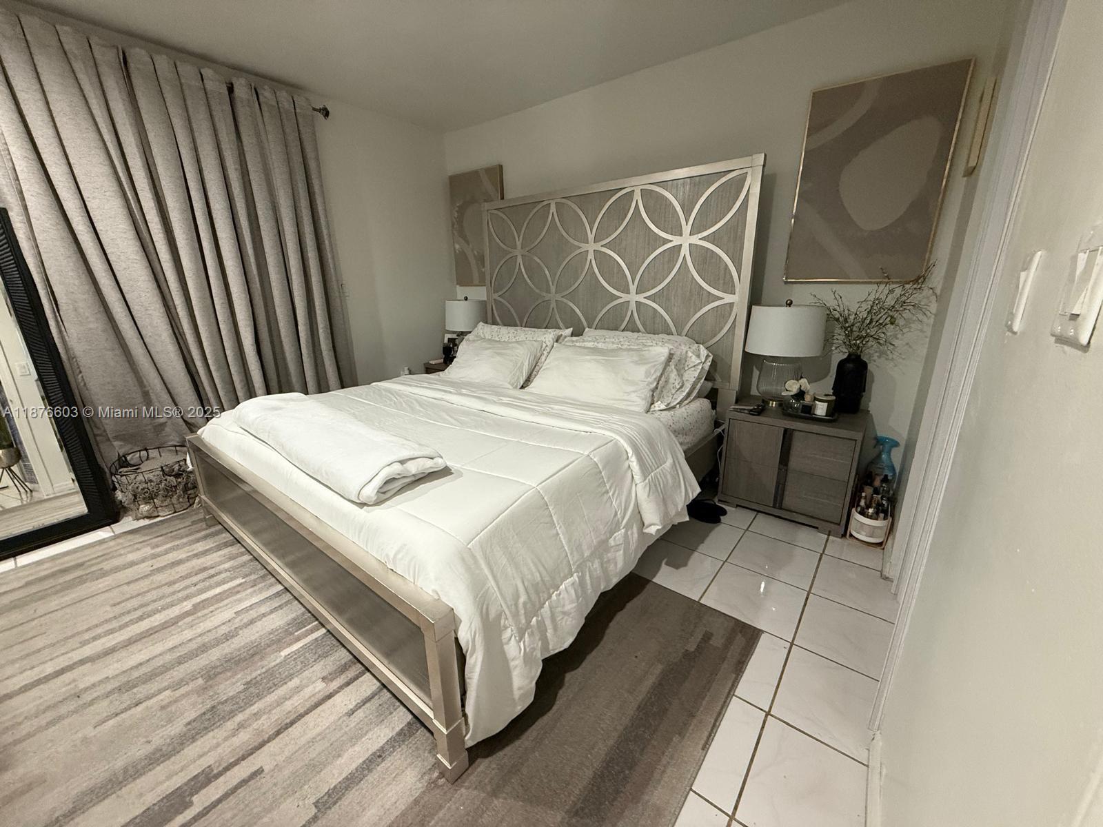 CARMEL TOWNHOMES CONDO - Residential