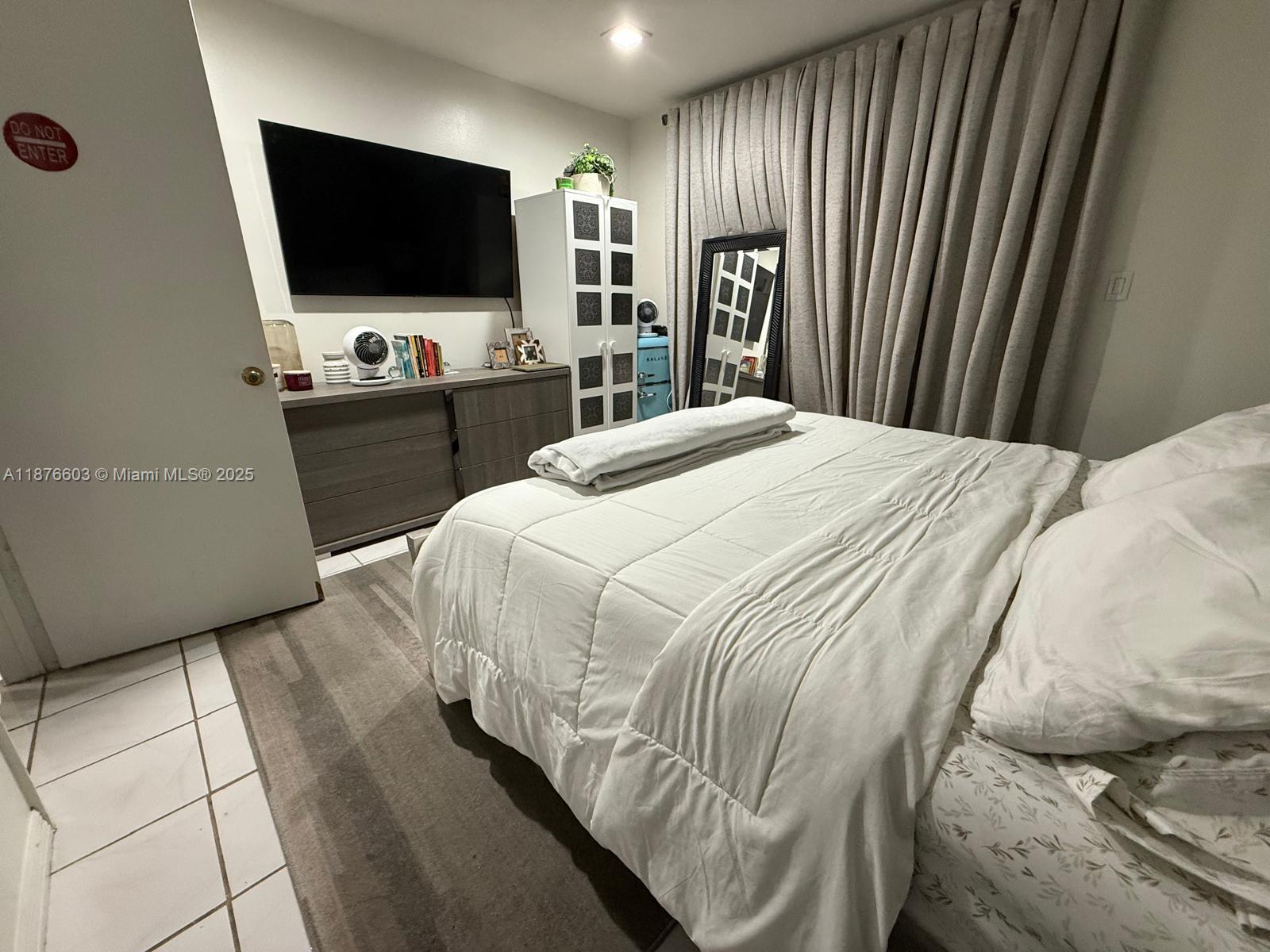 CARMEL TOWNHOMES CONDO - Residential