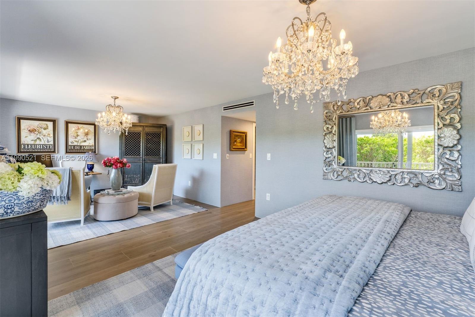 THE TOWNHOMES OF QUAYSIDE - Residential